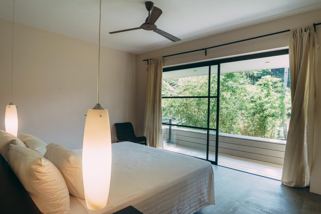 Le Motu Otel Taling Ngam Beach Dış mekan fotoğraf